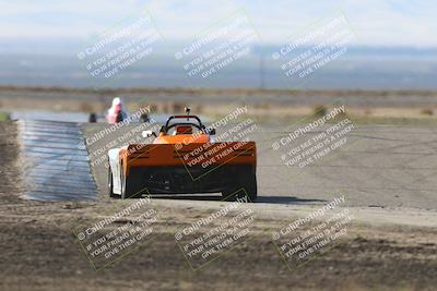 media/Oct-26-2025-CalClub SCCA (Sun) [[8ce1e69566]]/Group 6/Grapevine/